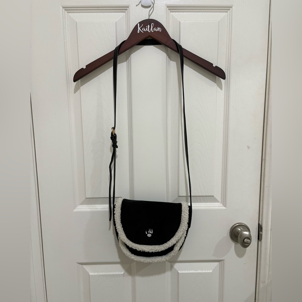 BearPaw Black and Cream Crossbody Bag